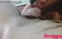 الشباب في سن المراهقة يستمني مع دسار في الحمار.