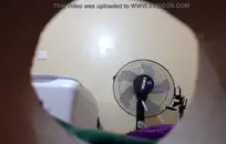 زوجان يمارسان الجنس على الكاميرا بعد المدرسة.