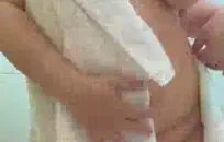 كبير الثدي الأوروبي الهواة يحصل لها الحمار ضيق قصفت من قبل الديك الثابت كبير، ثم تناثر مع jizz التي ساخنة مقابل المال الثابت البارد.