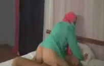 حصلت على قضيب كبير في كس ضيق قليلا.
