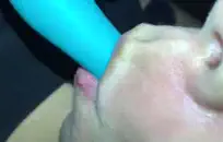 كل جمال الشوكولاتة الطبيعي يحب الحصول على الحمار مارس الجنس مع الحمل الكريمي.