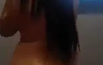 أمص قضيبي قبل أن أتوجه إلى سيارتي للعودة إلى الكلية