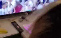 تم القبض على زوجة صديقي معي. أرادت نائب الرئيس على مؤخرتها.