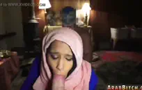 صديقة تمتص والملاعين دسار لبخ