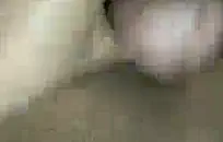 صديقة في سن المراهقة استمناء لأول مرة.